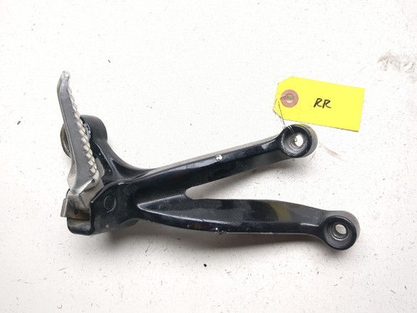 01-03 Suzuki GSXR 600 750 Rear Right Passenger Foot Peg TRSH PL