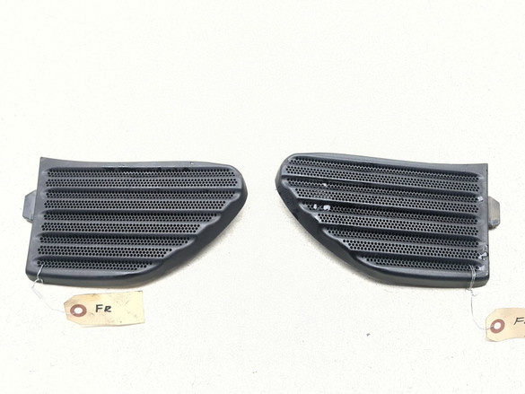 14-18 Indian Chieftain Front Speaker Grille Covers Set Pair 5439885 5439884