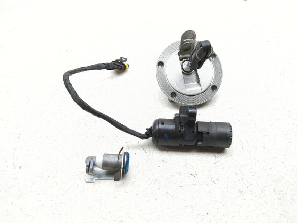 21-23 Benelli Leoncino 500 Lock Set Ignition Switch Cap Accessory