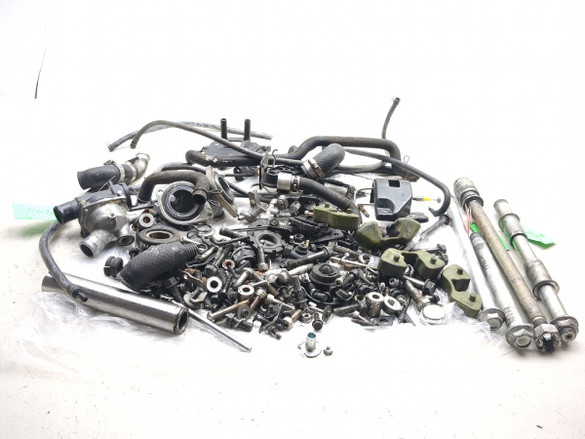 06-16 Kawasaki Vulcan 900 VN900C Miscellaneous Parts Master Hardware Bolt Kit 06-16 Kawasaki Vulcan 900 VN900C Miscellaneous Parts Master Hardware Bolt Kit
