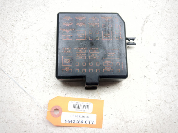 07-12 Harley Ultra Classic Electra Glide FLHTCU Electrical Fuse Junction Cover