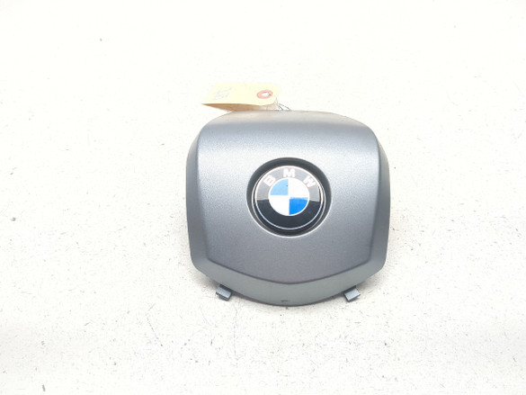 13-20 BMW C650GT Center Handlebar Cover 46637725008