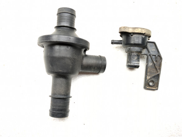 15 16 Can Am Maverick 1000R Turbo XDS Thermostat Housing With Cap 709200406