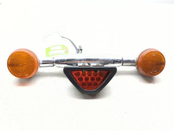 03-08 Kawasaki VN1600 Vulcan Classic Rear Turn Signal And Tailight Assembly Bar