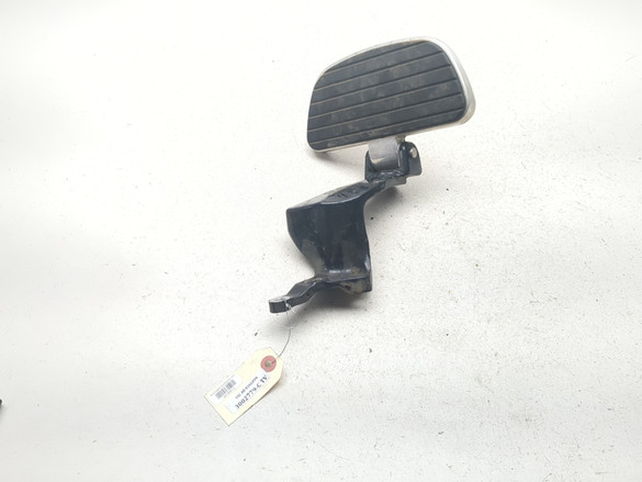 04-12 Victory Kingpin Rear Left Passenger Floorboard Floor Board With Mount