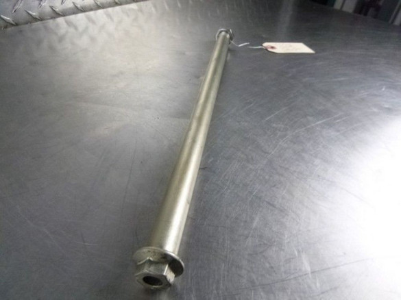 Triumph Thunderbird 1700 Swing Arm Pivot Bolt Shaft Triumph Thunderbird 1700 Swing Arm Pivot Bolt Shaft