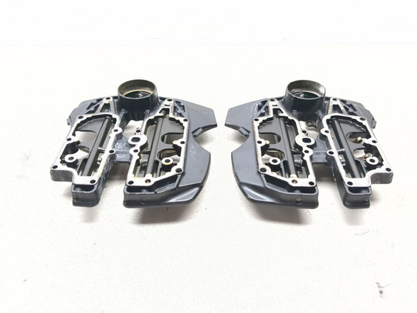 06-14 Yamaha Stratoliner Roadliner XV1900 Motor Engine Cylinder Head Covers