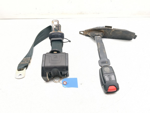 24 25 Yamaha Wolverine X2 1000 R-SPEC Passenger Seat Belt Buckle Receiver Set