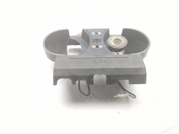 84 85 Honda VF1100S Sabre V65 Fuse Box Holder Cover 61307-MB3B-0100