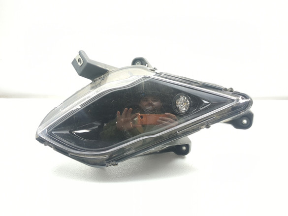 14-19 Can Am Spyder Rt SE6 Front Right Headlight C