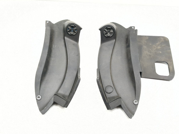 14-19 Can Am Spyder Rt SE6 Left & Right Rear Handle Cover 708300209