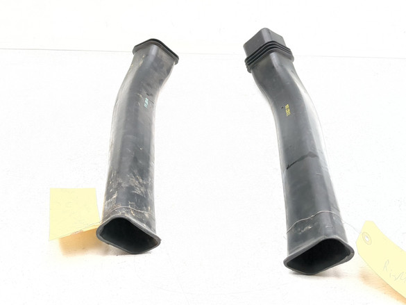 11-15 BMW K1600 GT Front Left & Right Air Intake Duct 13717722362