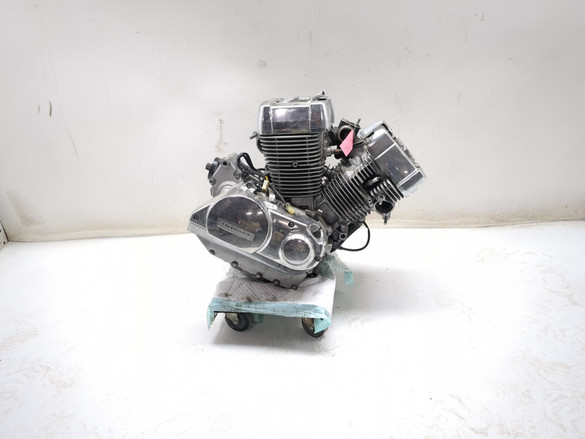 01-09 Honda VT75DC Shadow Spirit Middle Engine Motor Assembly Block ...