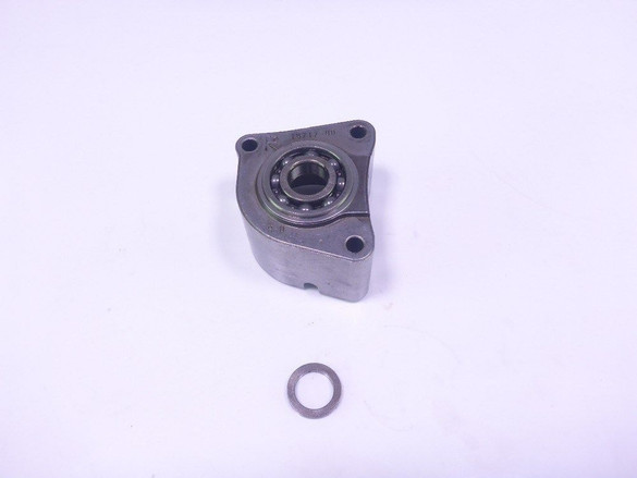 02 Harley Davidson Deuce FXSTD Front Right Balancer Shaft Support 14717-00 88ci 02 Harley Davidson Deuce FXSTD Front Right Balancer Shaft Support 14717-00 88ci
