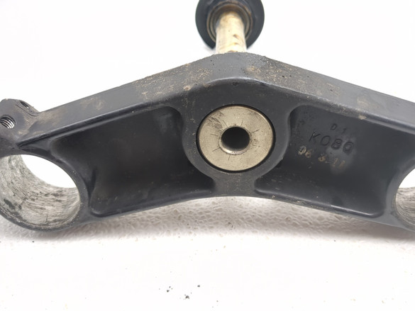 98 99 Kawasaki Ninja ZX6R ZX600G Front Lower Triple Tree Yoke Stem