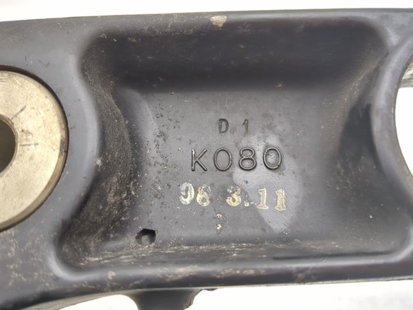 98 99 Kawasaki Ninja ZX6R ZX600G Front Lower Triple Tree Yoke Stem