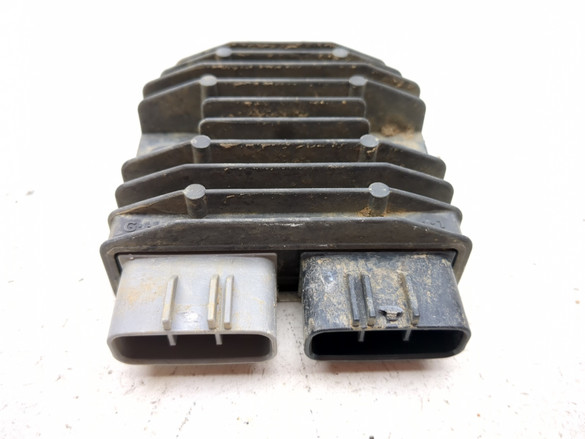 23-26 Can Am Outlander Pro HD5 Voltage Regulator Rectifier 710010539