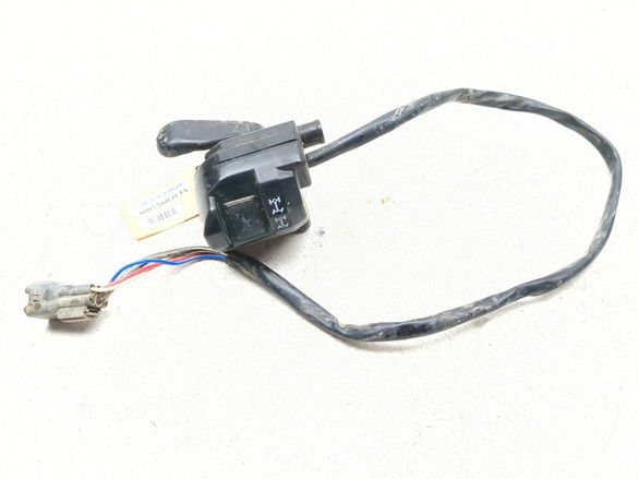 23-26 Can Am Outlander Pro HD5 Front Right Throttle Housing & 4WD