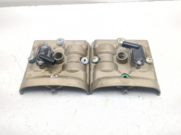 17-20 Ducati Supersport 939 Front & Rear Cylinder Head Valve Covers