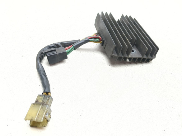 03-06 Ducati 749 999 Voltage Regulator Rectifier DAMAGED 54040111C