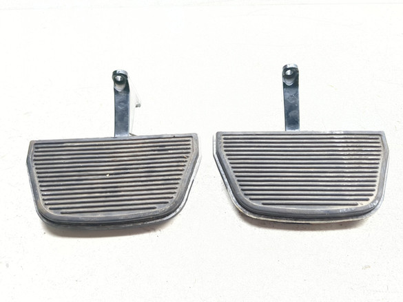 08-13 Harley FLTRU Road Glide Ultra Rear Left & Right Passenger Foot Floorboards