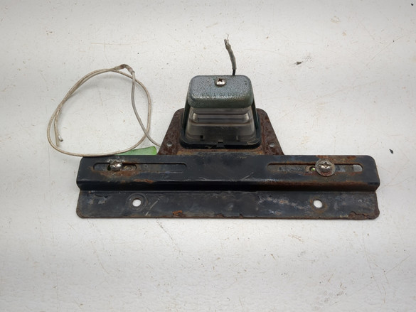00-11 Polaris Gem Car Cart e2 e4 e6 e825 Rear License Plate Light Mount Bracket 1018636