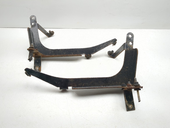 00-11 Polaris Gem Car Cart e2 e4 e6 e825 Front Left & Right Hood Hinge Brackets