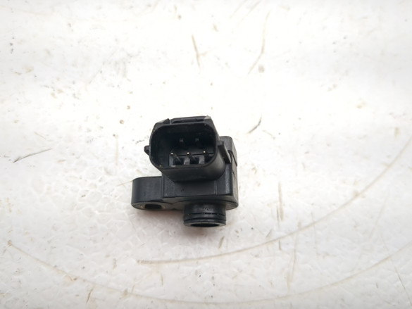 06-25 Kawasaki Vulcan 900 VN900D Throttle Position Sensor TPS #2