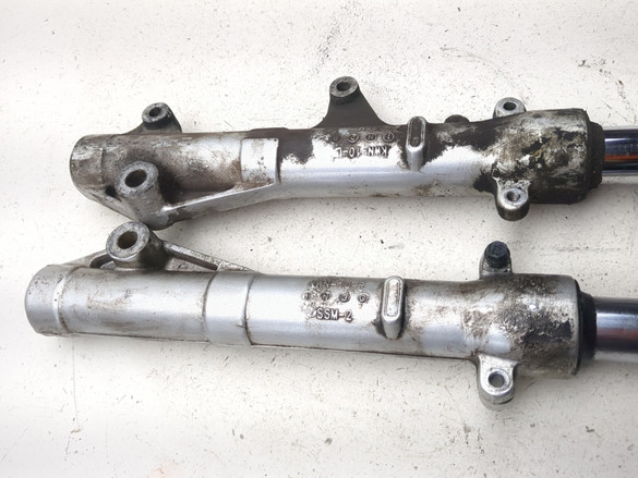 10-13 Honda PCX 125 Front Left Right Fork Set STRAIGHT 51400-kwn
