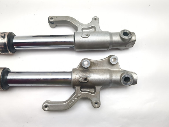16-24 Kawasaki BR125 Z125 PRO Front Left Right Fork Set STRAIGHT