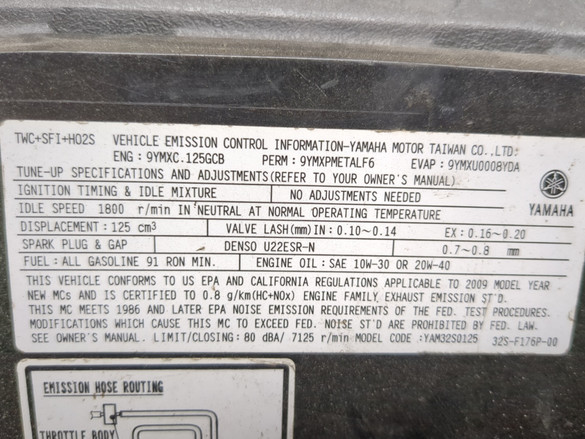 09-15 Yamaha Zuma YW125 Under Seat Storage Box 5S9-F473R-00-00