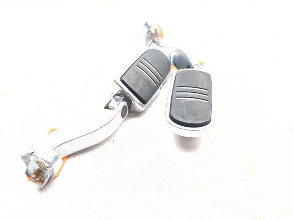 06 Harley Davidson Street Glide FLHXI Rear Left Right Passenger Foot Peg Set