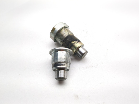 05-08 Honda VTX1800C Rear Left Right Swingarm Pivot Bolts 90121-MAH-A00