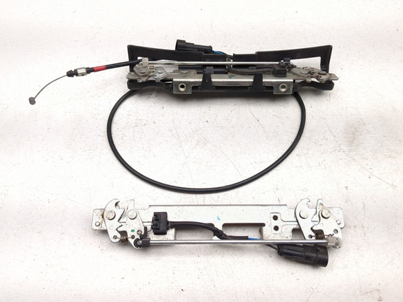 14-19 Can-Am Spyder Roadster RT Front Rear Trunk Center Latch Set