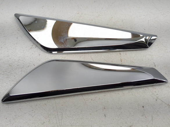 14-19 Can Am Spyder Roadster RT Front Left Right Windshield Trim Set