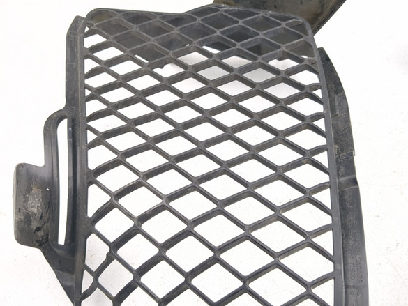Air Intake Frame Radiator 14-19 Can Am Spyder Roadster RT Left Right Air Intake Radiator Moulding ...
