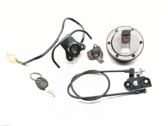01-07 Aprilia Caponord ETV 1000 Ignition Seat Helmet Lock with Key
