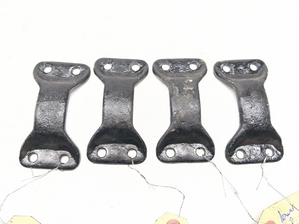 06-11 Piaggio MP3 250 Front Bracket Set