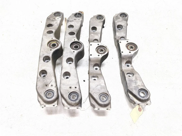06-11 Piaggio MP3 250 Front Suspension Control Arms Set 646556