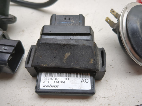 インジェクター2006 17-20 Honda CRF250 CRF250RL Horn Relay Cable injector Electrical