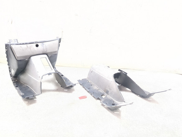 92-01 Honda Helix CN250 Front Inner Dash Box With Lower Floorboard Cover Set