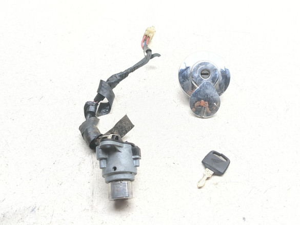 94-03 Honda Magna 750 VF750C Front Ignition Gas Cap Key Set 35010-MZ5-A01