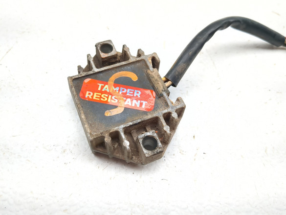 YAMAHA AT4040　ジャンク？ 04-09 Yamaha YFZ450X YFZ450 Front Voltage Regulator Rectifier 5TG