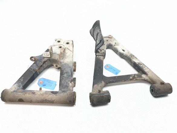 14-25 Kubota RTV X900 Front Right Upper Lower Control A-Arm Set K7591-18740