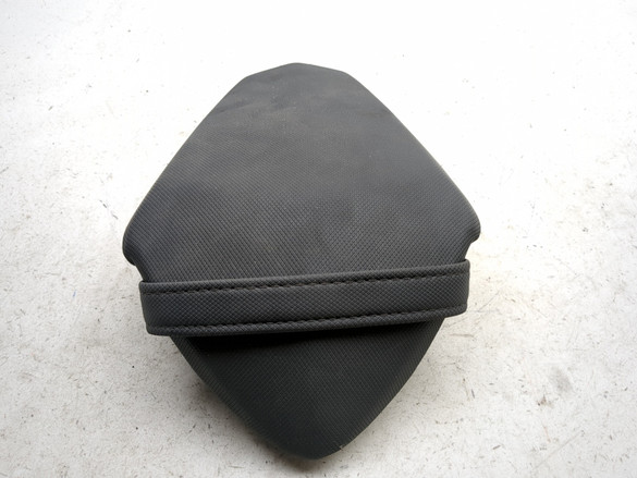 18-26 Kawasaki Ninja 400 EX400 Rear Passenger Seat 53066-0613