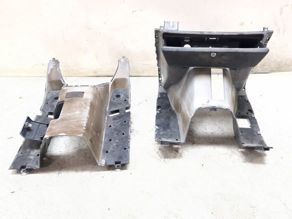 92-01 Honda Helix CN250 Inner Fairing Floorboard Cover Set