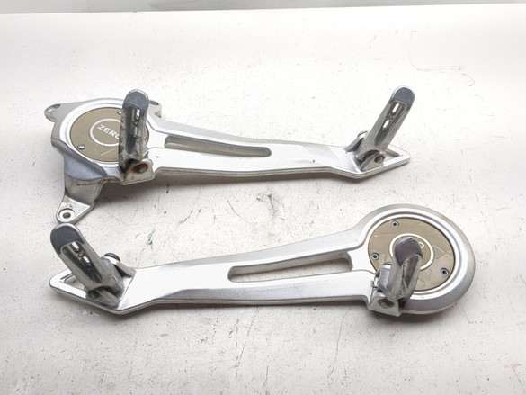 20-26 Zero Motorcycles SR/S Rear Left Right Foot Peg Set 27-08111