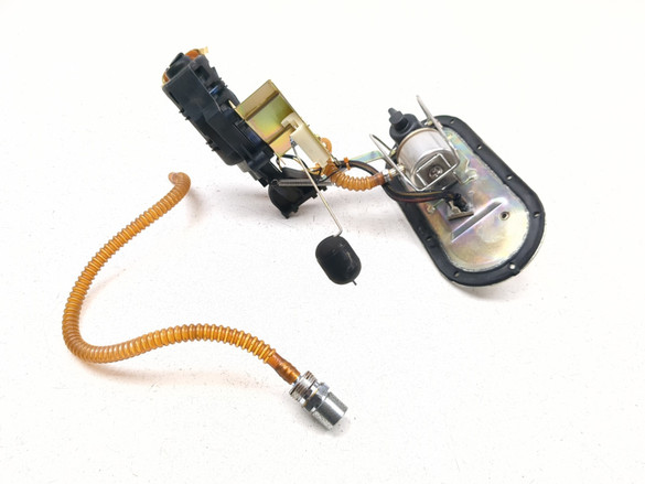 04-06 Harley Road King Custom FLHRSI Fuel Pump Assembly 75227-04