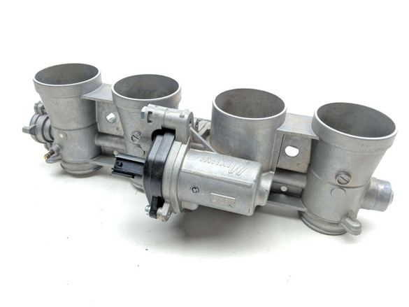 22 Suzuki GSX-1000 GT Throttle Body Bodies