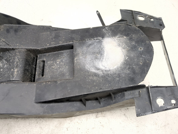 邦楽 user_0590c13f 1/3 01-03 Suzuki GSXR 600 750 Rear Inner Fender Cover Panel 63111-35F